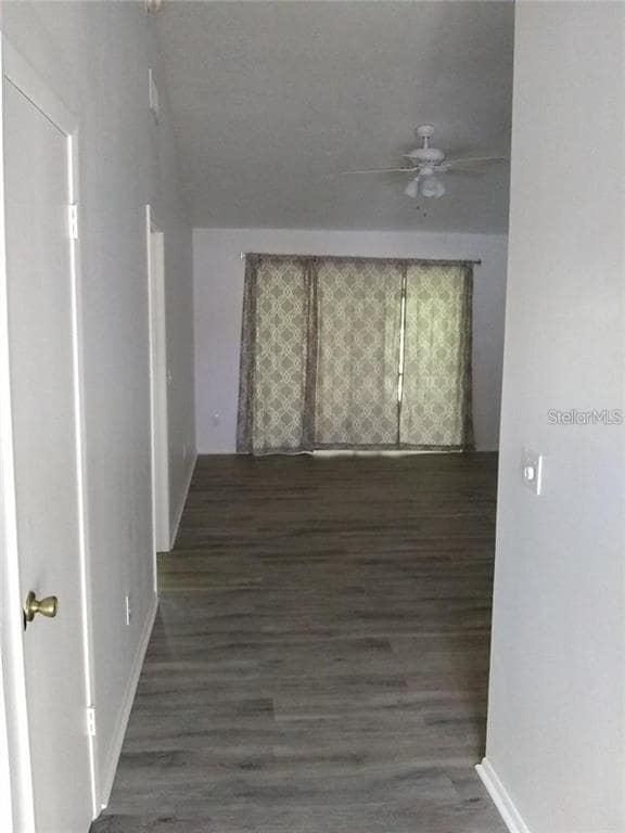 Foto del edificio - 227 Creekside Way