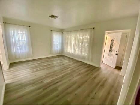 Foto del edificio - 3645 Elliotta Dr