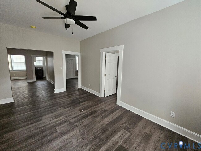 Foto del edificio - 2817 W Grace St