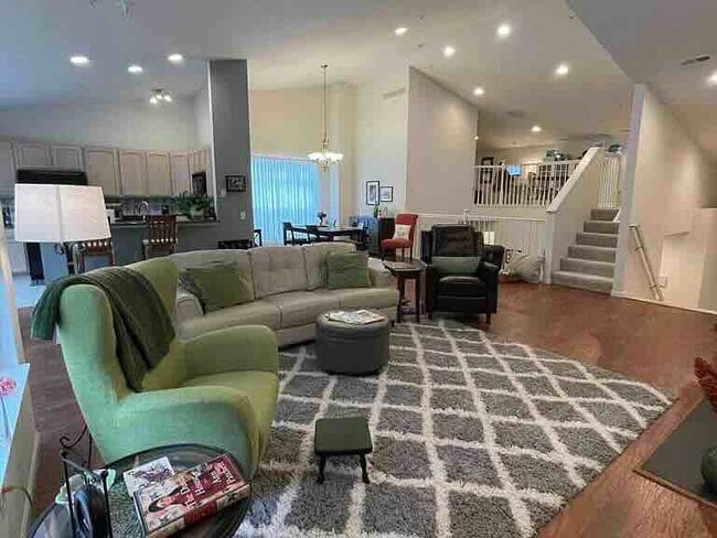 Living Room - 3145 Asher Rd