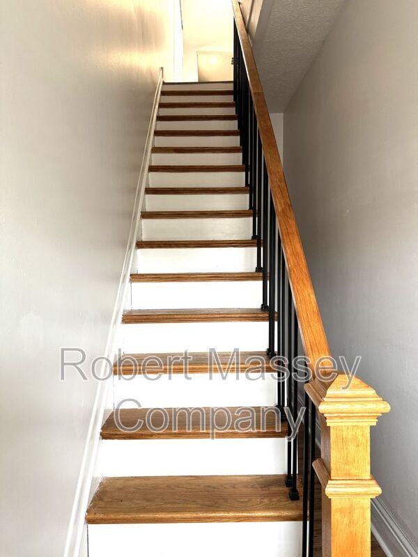Foto del edificio - 1618 Ellwood Ave