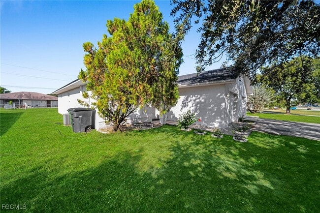 Foto del edificio - 1214 SE 24th Ave