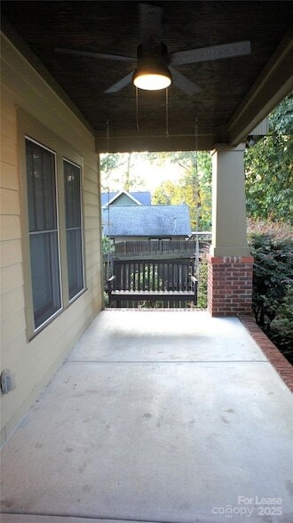Building Photo - 2014 Rozzelles Ferry Rd