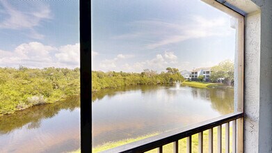 Interior Photo - Inlet Bay at Gateway