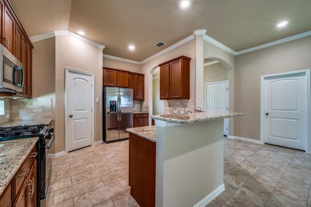 Foto del edificio - 16708 Central Garden Ln