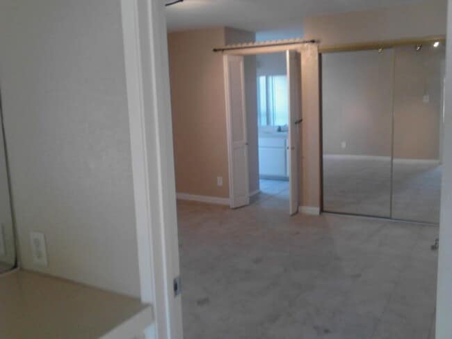 Building Photo - 101 W Olive Ave