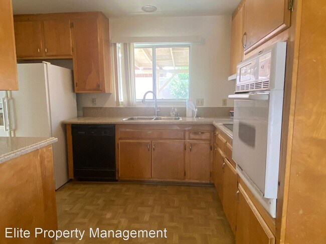 Foto del edificio - 4 br, 2 bath House - 537 S Fairview St