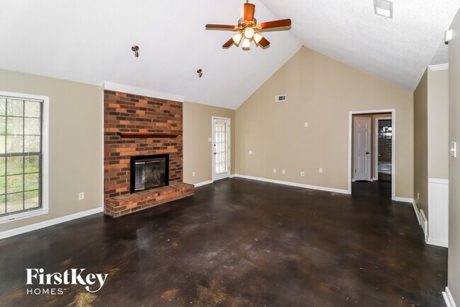 Building Photo - 7799 Hawkcrest Dr