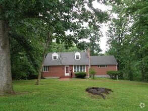 Building Photo - 708 Edgewood Ave