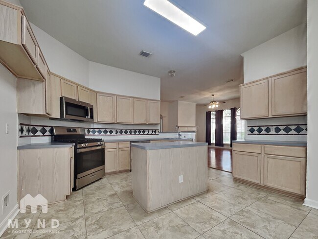 Foto del edificio - 23831 Norton House Ln