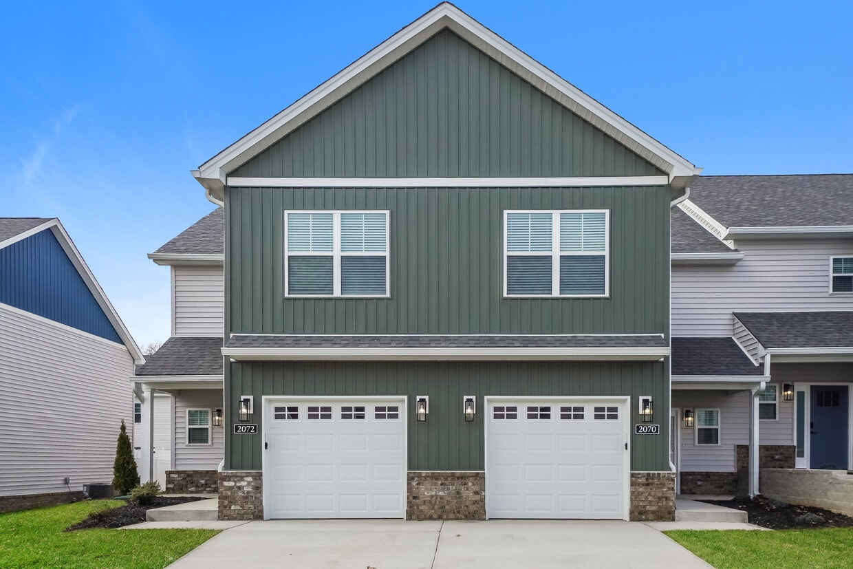 2072 N Sarah Dr, Jeffersonville, IN 47130 House Rental in