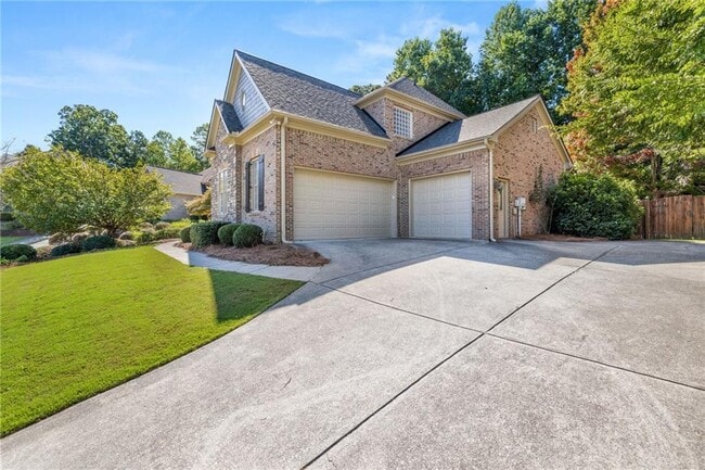 Building Photo - 1475 Boomer Cir