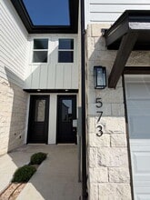 Building Photo - 573 Galt Dr