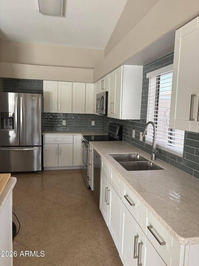 Foto del edificio - 13221 W Ocotillo Ln