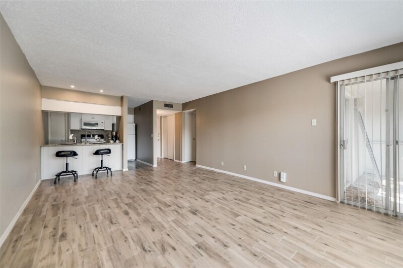 Foto principal - 4857 Cedar Springs Rd