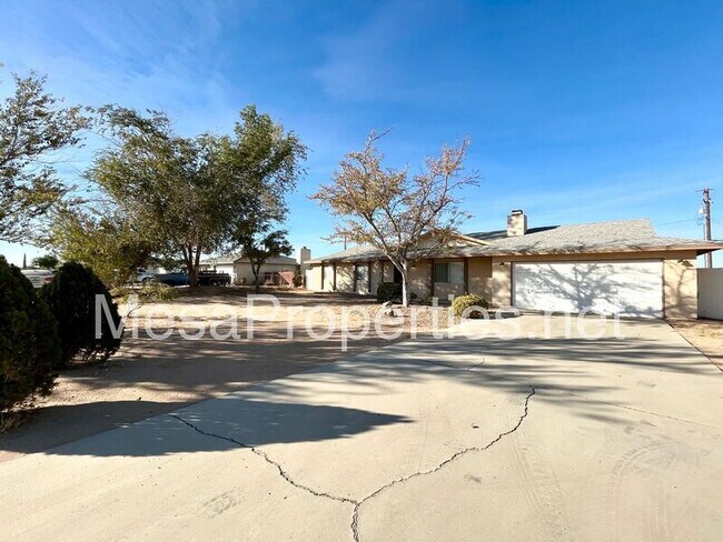 Foto del edificio - 22854 Itasca Rd