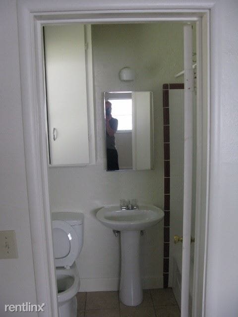 Building Photo - 1 br, 1 bath House - 1143 Oakdale St 3 Unit 3