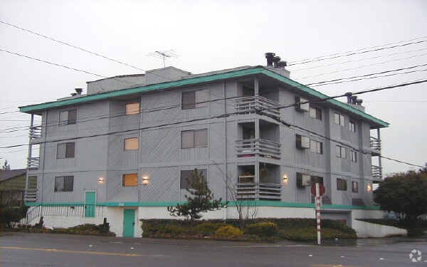 Foto del edificio - The Hawk Apartments