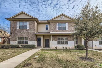 Building Photo - 1429 Lake Crest Lane Unit