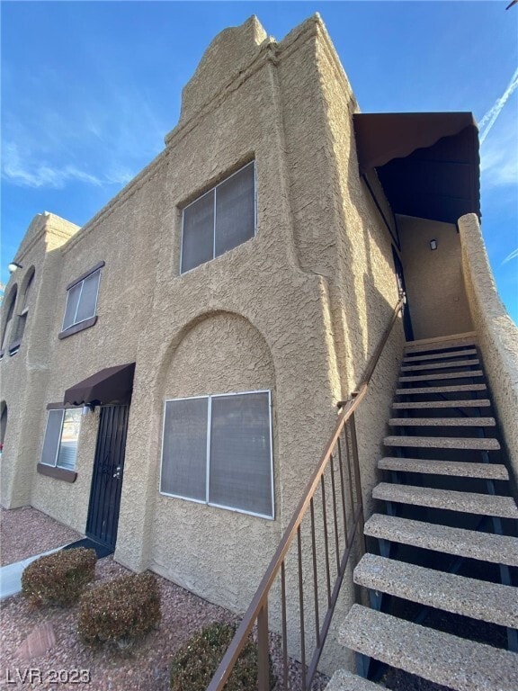 Building Photo - 5101 W Pioneer Ave