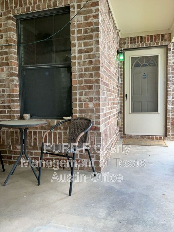 Building Photo - 2306 Kuykendall Dr