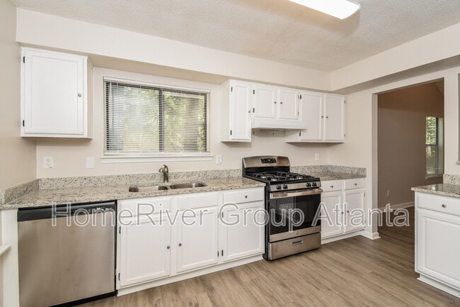 Building Photo - 480 Padens Chase Ct