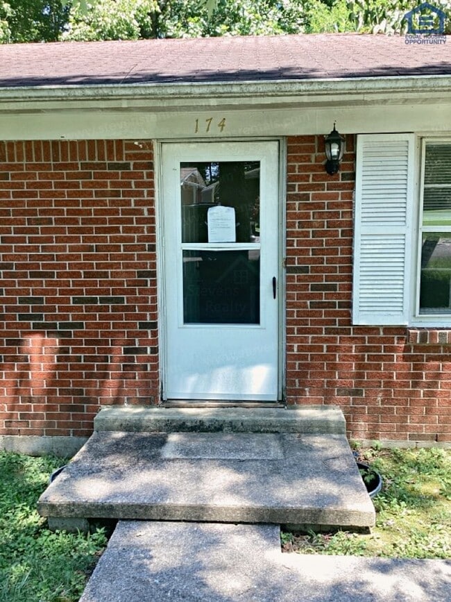 Building Photo - 174 Long Meadow Dr