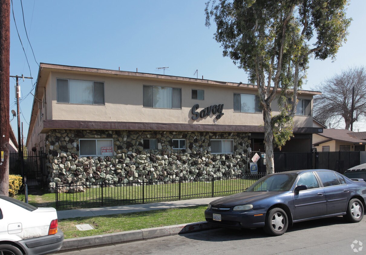 Building Photo - Savoy Apartments