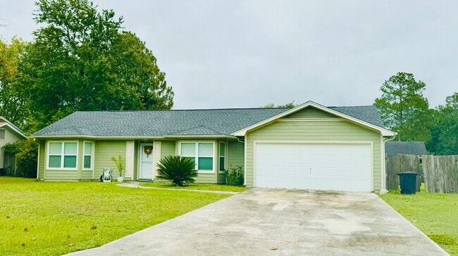 Building Photo - 112 Woodvalley Dr