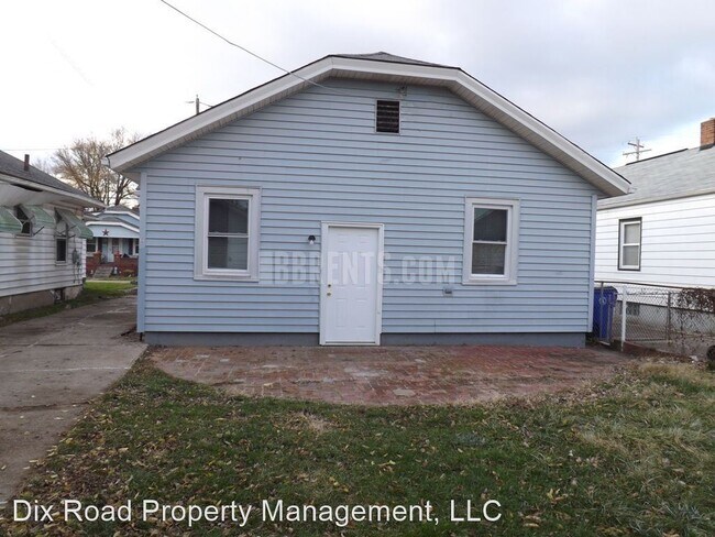 Foto del edificio - 2 br, 1.5 bath House - 260 Hudson Avenue,