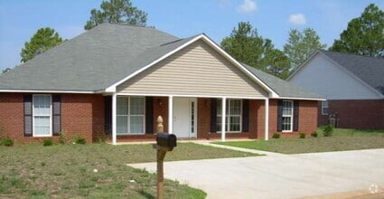 Building Photo - 117 Westcott Ln