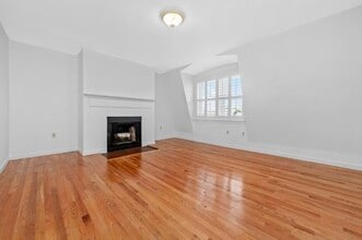 Building Photo - 47 Harvard St