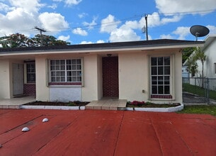 Building Photo - 11304 SW 7th St