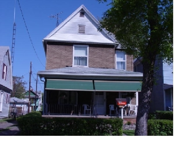 Building Photo - 804 Eleanor Ave