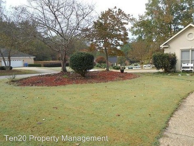 Building Photo - 7643 Eagle Dr
