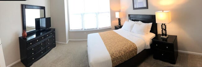 Building Photo - 1408 Broadcloth St