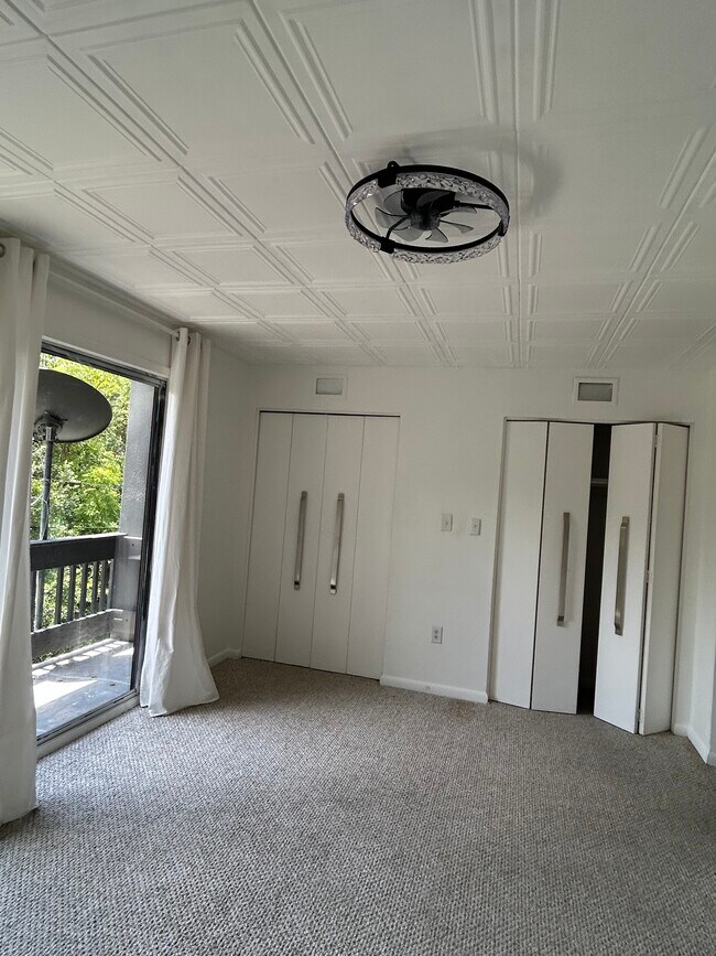 Foto del edificio - 161 Hummingbird St