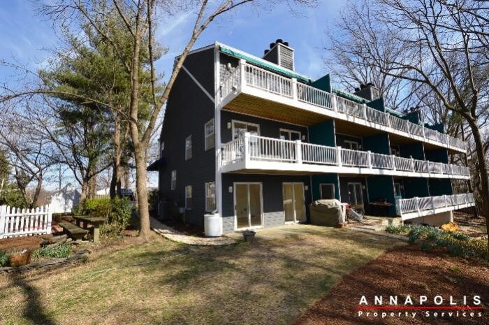 Primary Photo - 1227 boucher ave