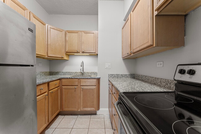 Foto del edificio - 4520 N Clarendon Ave