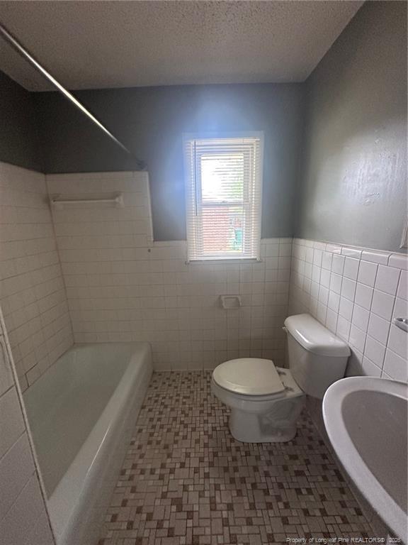 Foto del edificio - 1047 Rulnick St