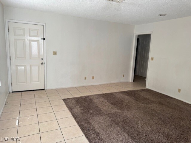 Building Photo - 4868 Treetrunk Ave