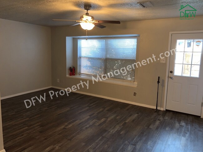 Foto del edificio - 27 E Creek Ln