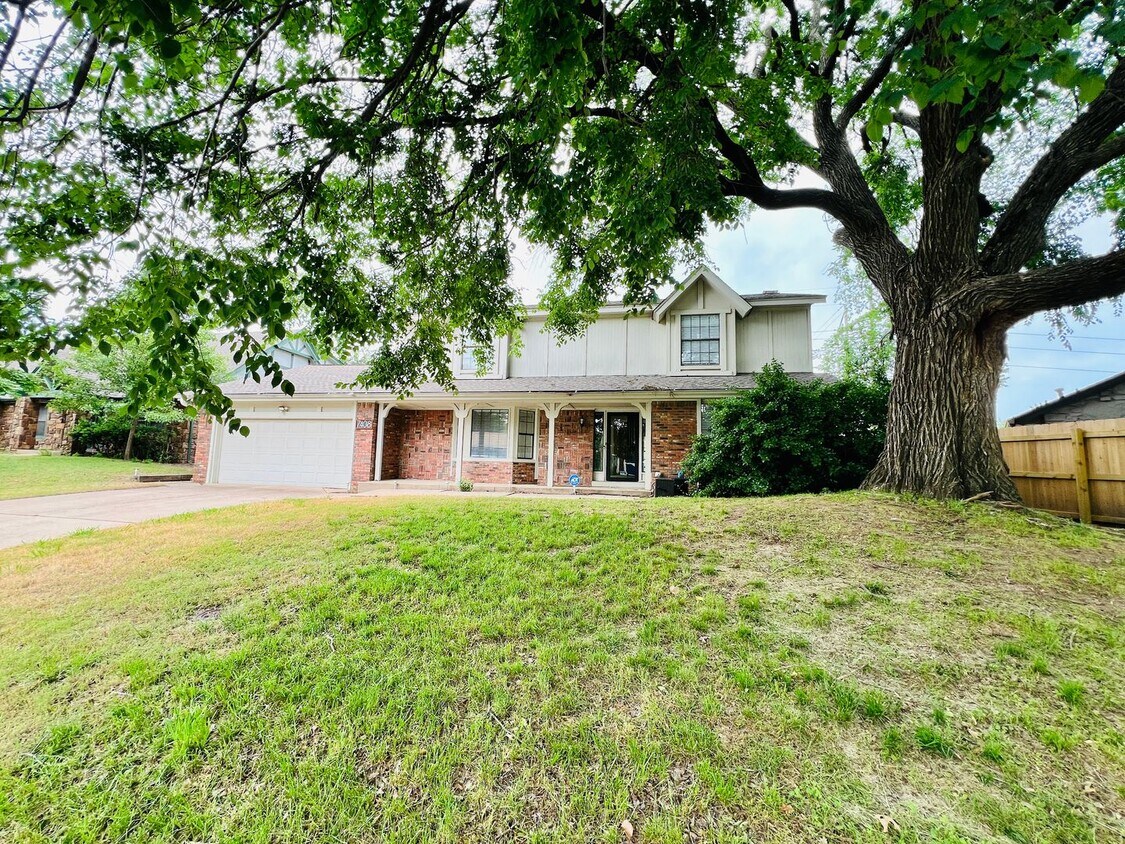 Primary Photo - Spacious 4 bed 2.5 bath in Union Schools