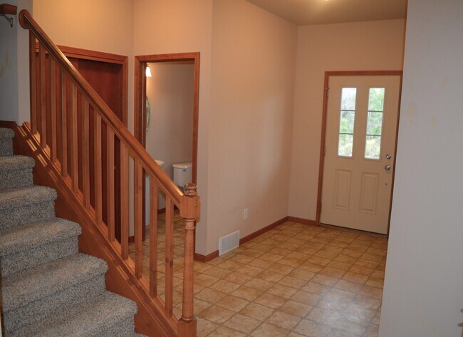 Foto del edificio - 708 Sundance Dr