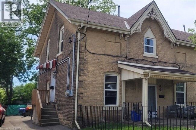 Building Photo - 65 East Ave