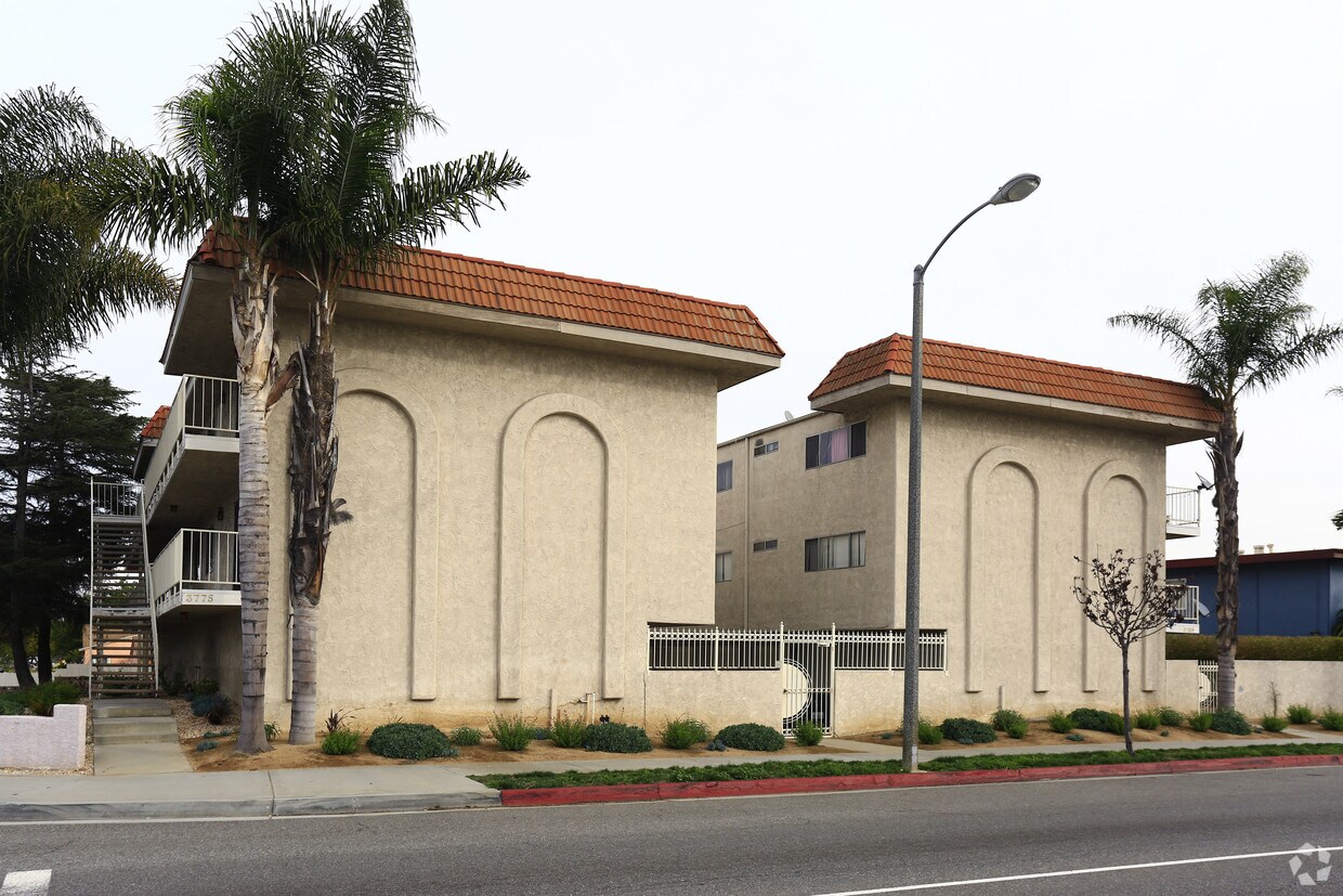 Building Photo - 3769-3775 Artesia Blvd