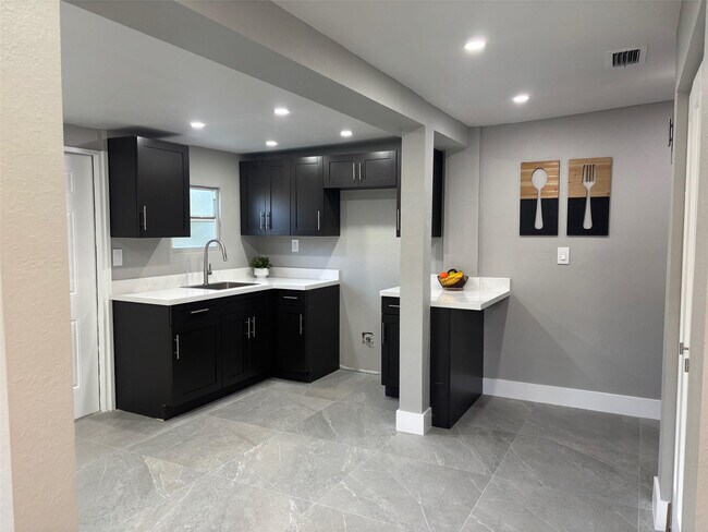 Foto del edificio - 13025 NW 2nd Ave