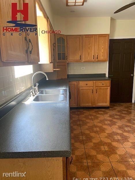 Foto del edificio - 4 br, 1 bath House - 8114 S Avalon Ave