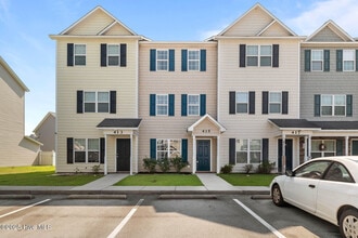 Building Photo - 415 Caldwell Loop