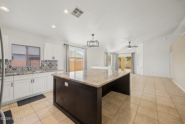 Foto del edificio - 3735 W Fitzwater Ct